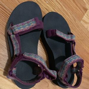 Platform Tevas